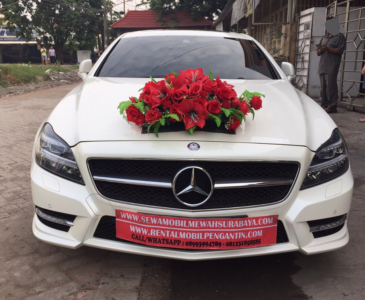 Sewa Alphard Surabaya, Sewa Mobil Alphard Surabaya, Rental Alphard Surabaya, Rental Mobil Alphard Surabaya, Wedding Car Surabaya, Sewa Mobil Pengantin Surabaya, Rental Mobil Pengantin Surabaya